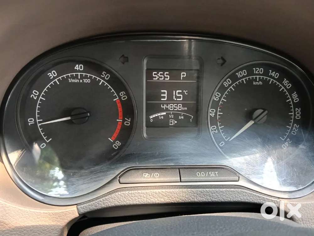Skoda Rapid 2015 Petrol 45000 Km Driven
