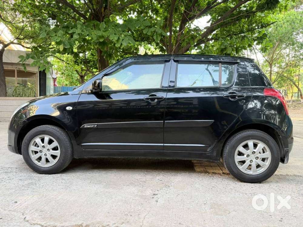 Maruti Suzuki Swift 2005-2010 1.3 Zxi, 2010, Petrol