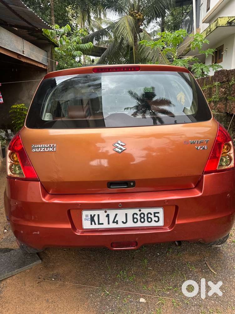 Maruti Suzuki Swift Petrol 2010