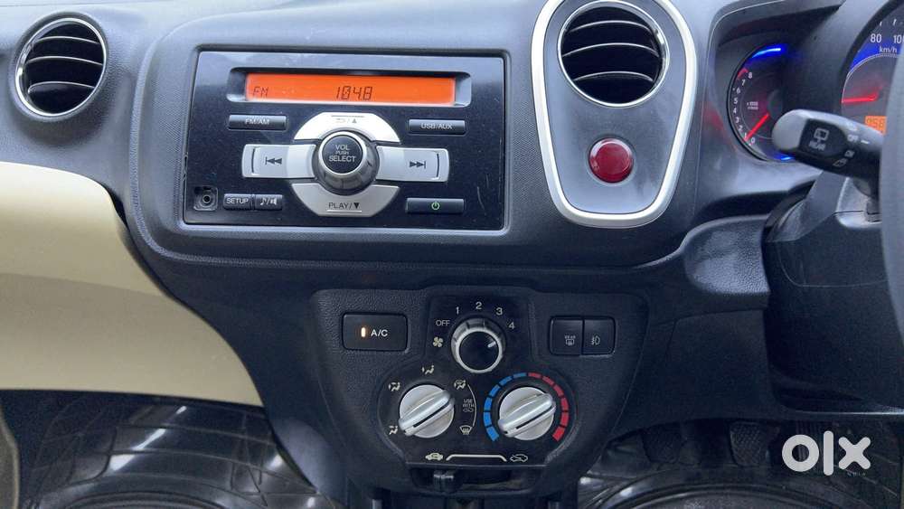 Honda Mobilio V I-vtec, 2015, Petrol