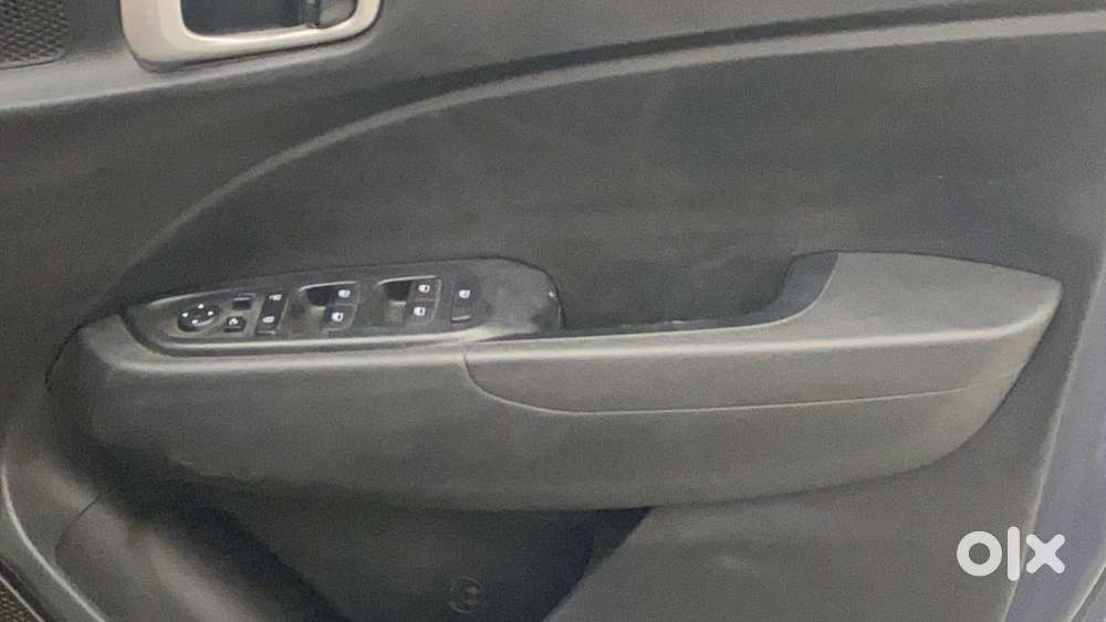 Hyundai Venue Sx Plus Turbo Dct, 2020, Petrol