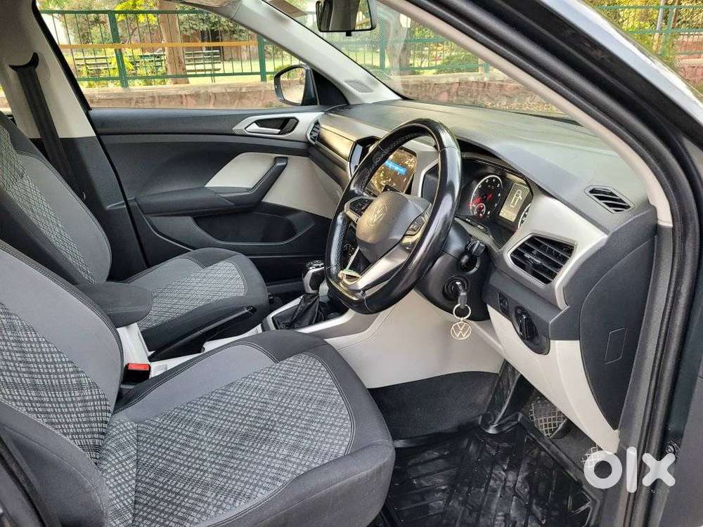Volkswagen Taigun 1.0 Tsi Highline At, 2022, Petrol