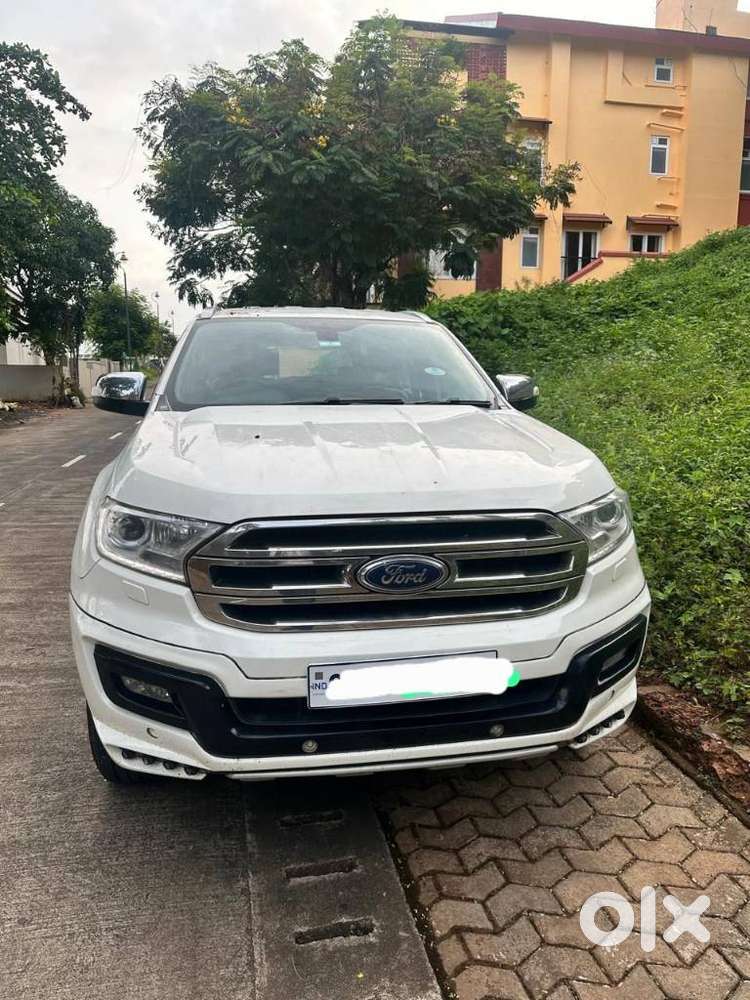 Ford Endeavour Titanium Plus 4x2, 2016, Diesel