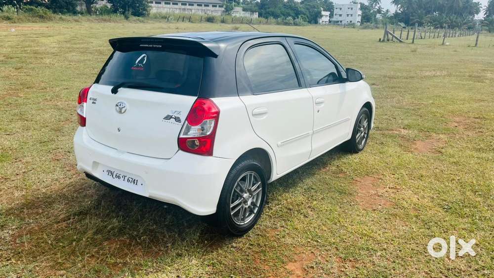 Toyota Etios Liva 2014-2016 Vx, 2016, Petrol