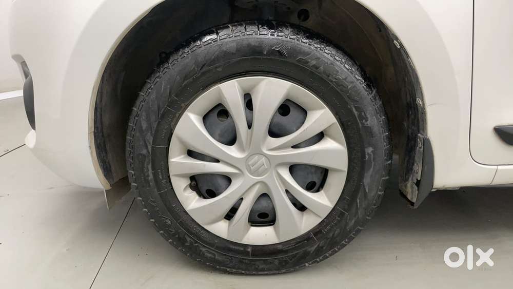 Maruti Suzuki Swift Amt Vvt Vxi, 2022, Petrol