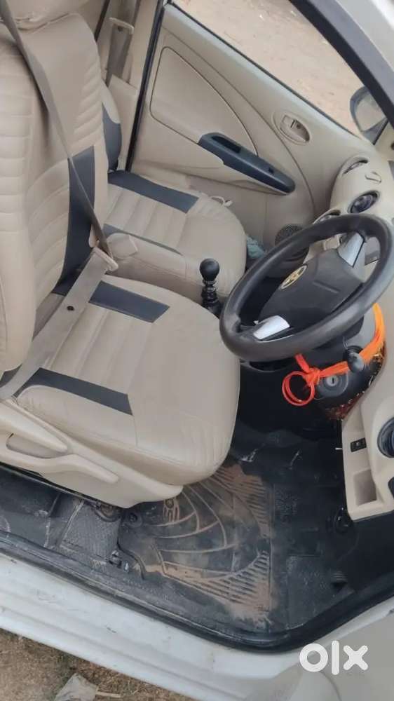 Toyota Etios Cross 2019