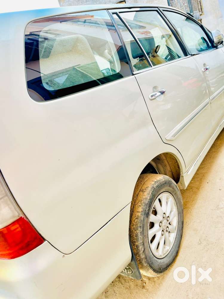 Toyota Innova 2.5g Manual Diesel 2013