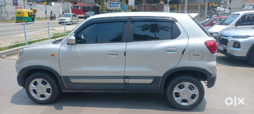 Maruti Suzuki S-presso Vxi Plus Amt, 2023, Petrol