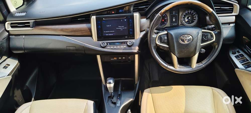 Toyota Innova Crysta 2.8 Z, 2019