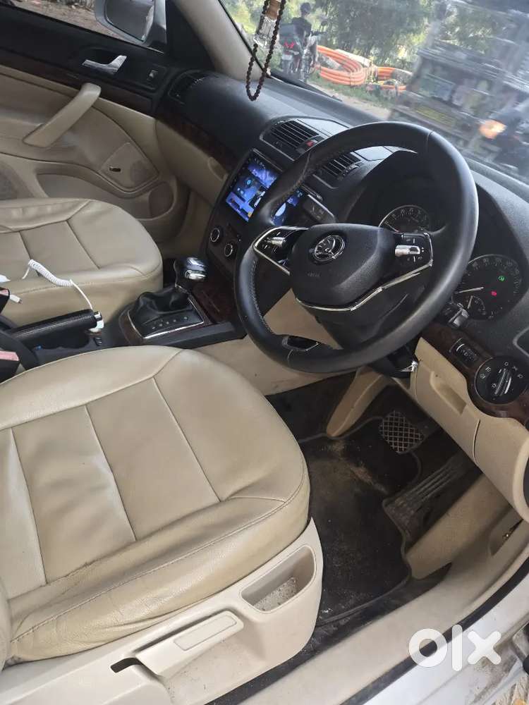 Skoda Laura 2.0 Ambiente 2012