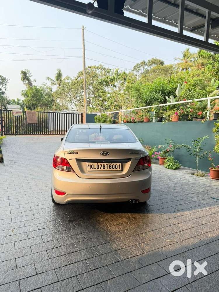 Hyundai Fluidic Verna 2012 Petrol Well Maintained