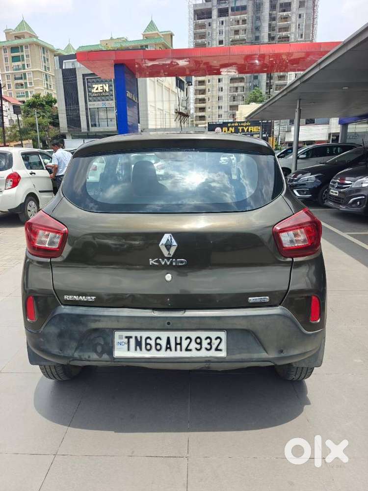 Renault Kwid 1.0 Rxt (o) Easy-r, 2021, Petrol