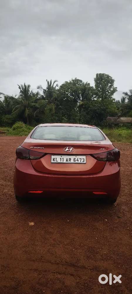 Hyundai Elantra 2013 Petrol Well Maintained