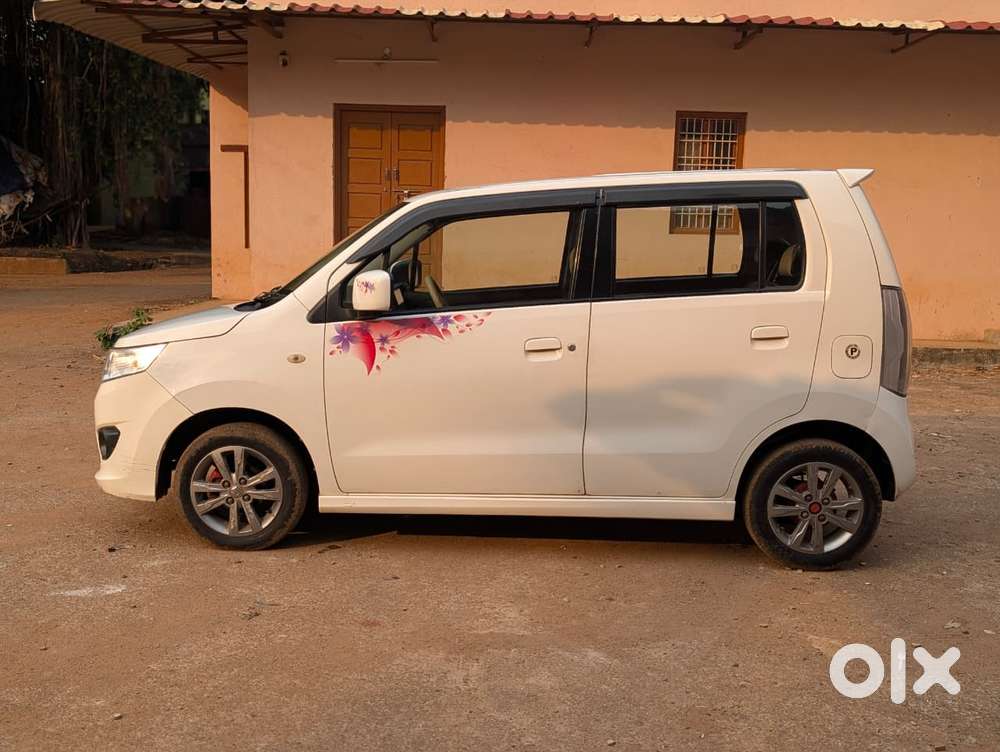 Maruti Suzuki Wagon R Stingray Vxi, 2013, Petrol