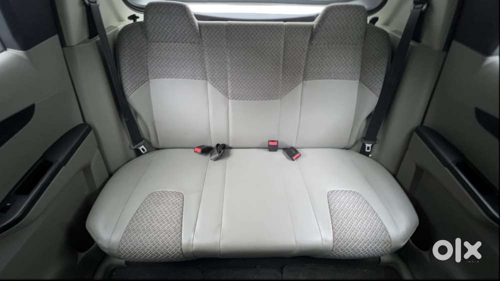 Mahindra Kuv 100 2016-2017 Mfalcon G80 K4, 2017, Petrol