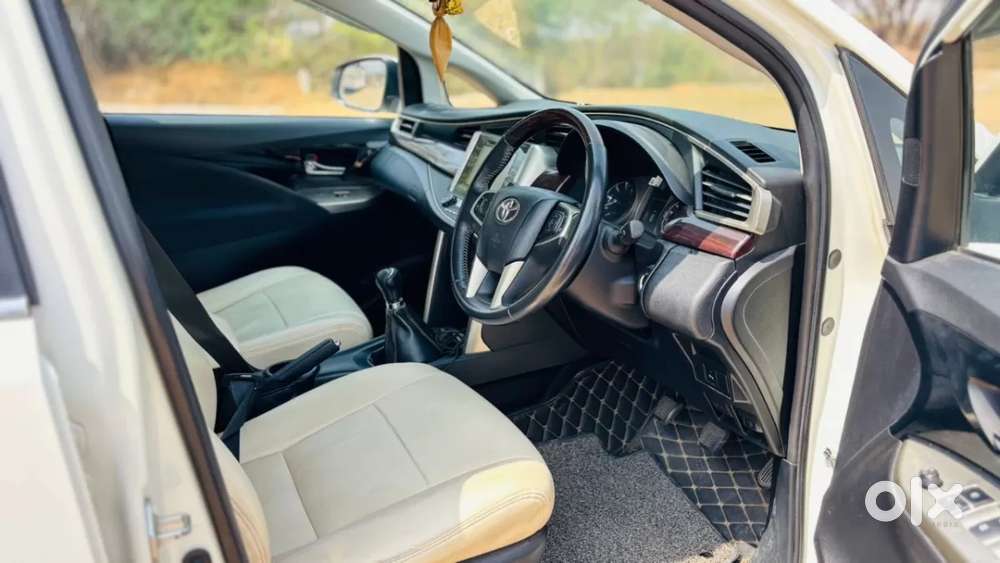 Toyota Innova Crysta 2.4 V 7 Str, 2017, Diesel