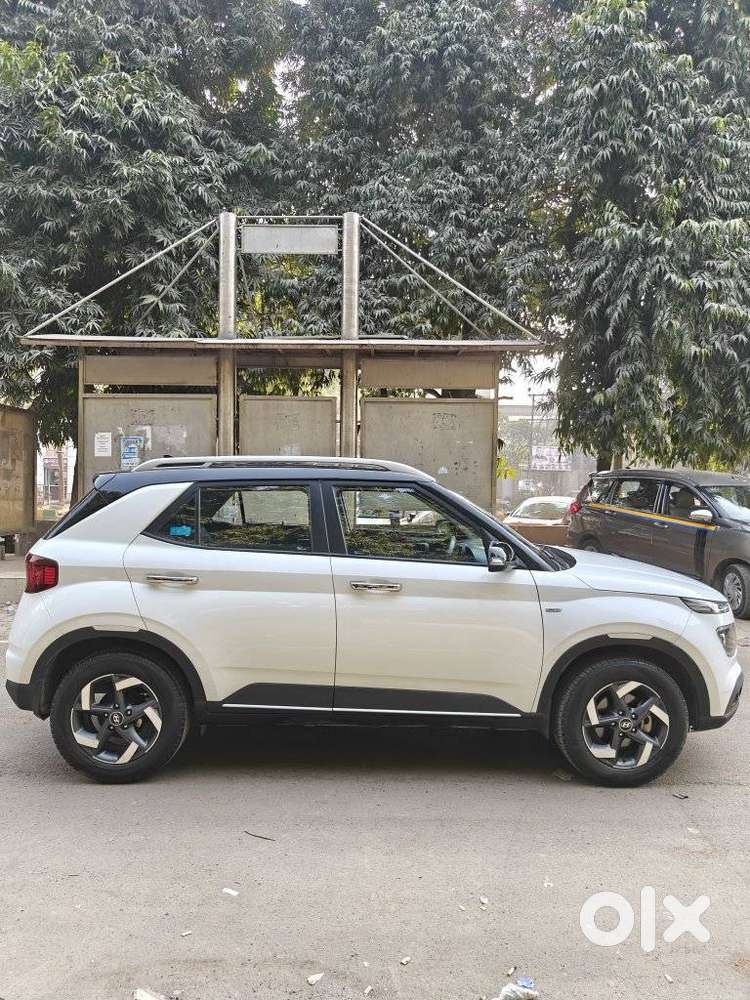 Hyundai Venue Sx Dual Tone Turbo, 2020, Petrol