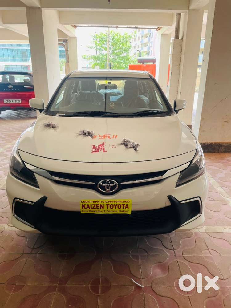 Toyota Glanza Automatic Car Petrol