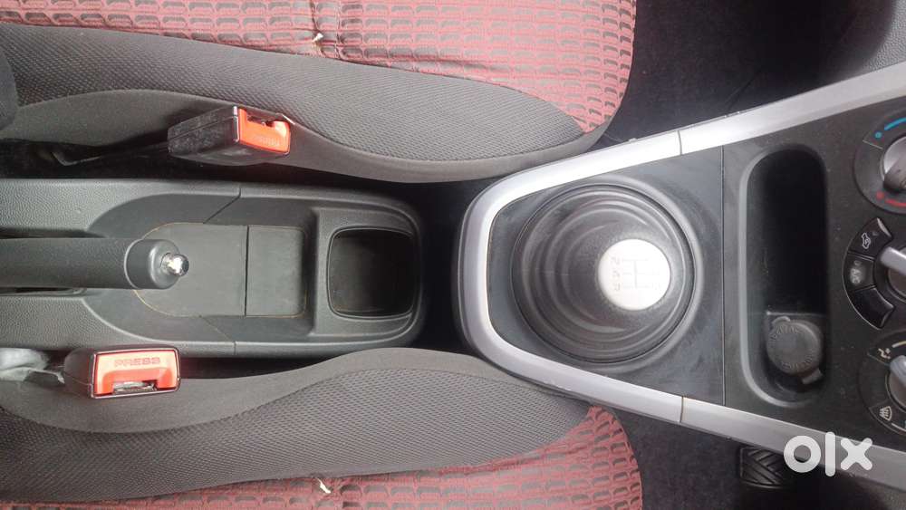 Maruti Suzuki Ritz Vxi, 2014, Petrol