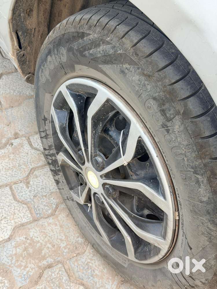 Maruti Suzuki Swift Dzire 2014