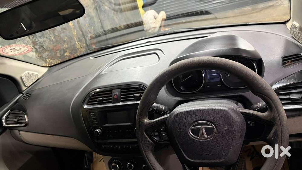 Tata Tiago Petrol 2018