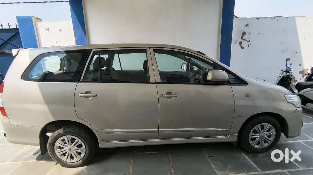 Toyota Innova 2014 Diesel Well Maintained