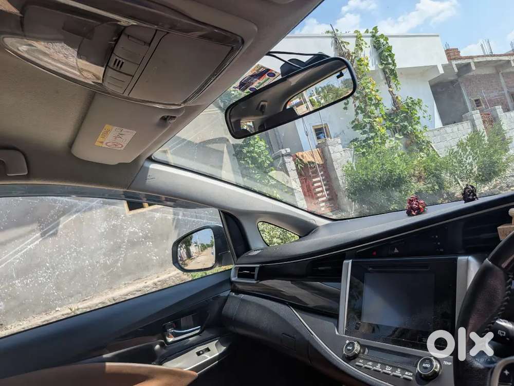Toyota Innova Crysta 2019