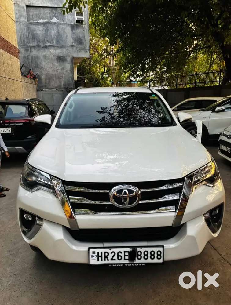 Toyota Fortuner 2021 Diesel 4x4 At  Vip Number  Single Onwer