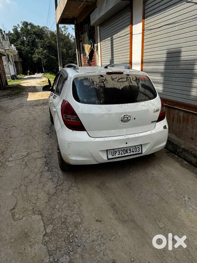 Hyundai I20 Cng & Hybrids 75000 Km Driven