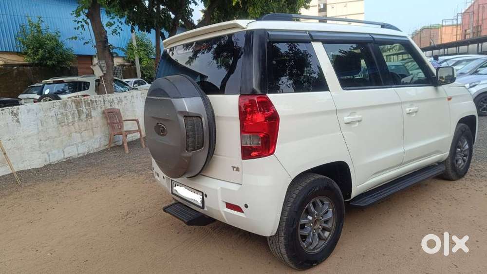 Mahindra Tuv 300 T10, 2018, Diesel