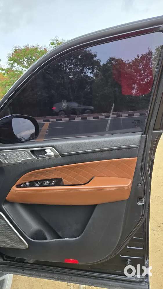 Mahindra Alturas G4 2019 Diesel Well Maintained