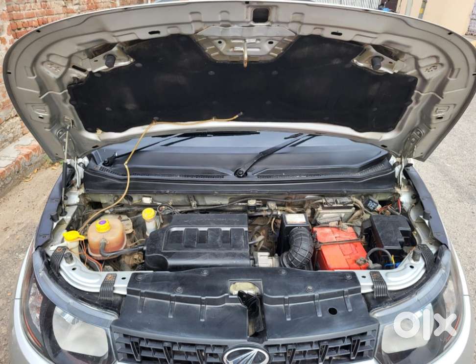 Mahindra Kuv 100 G80 K2, 2016, Petrol