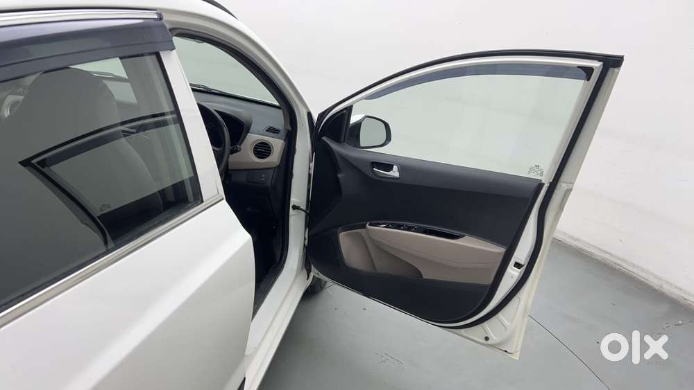 Hyundai Grand I10 [2017-2020] 1.2 Kappa Vtvt Sportz At, 2018, Petrol