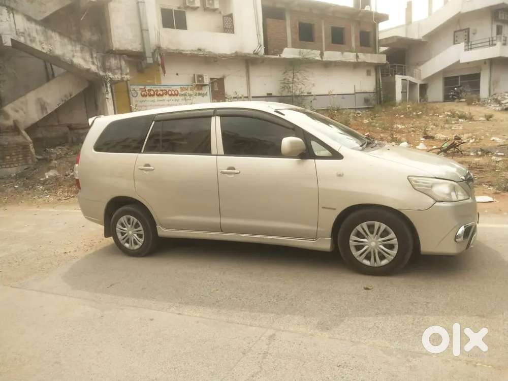 Innova G Bs4 G Good Condition Chilled A.c New Seal Tyre Appolo