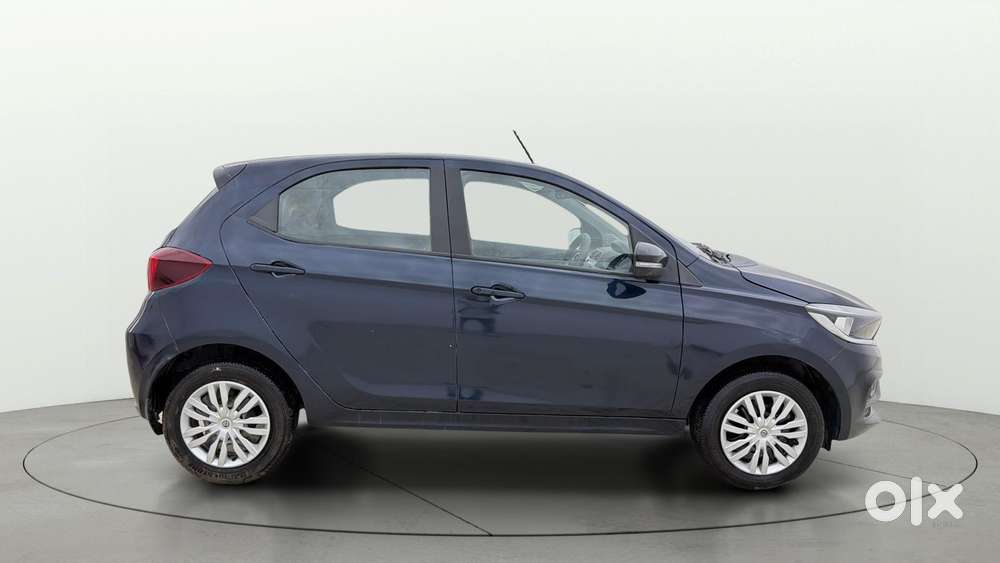 Tata Tiago 1.05 Revotorq Xt, 2023, Petrol