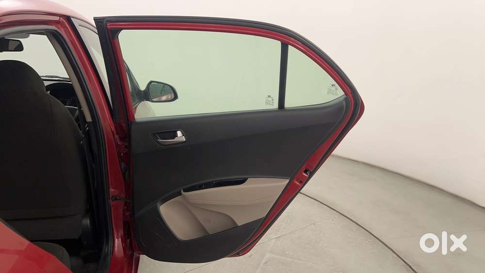 Hyundai Xcent 1.2 Vtvt Sx Option, 2015, Petrol