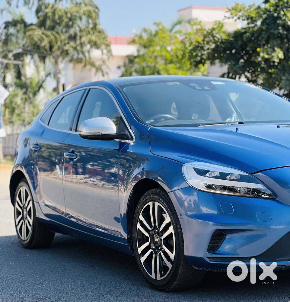 Volvo V40 D3 R Design, 2018, Diesel