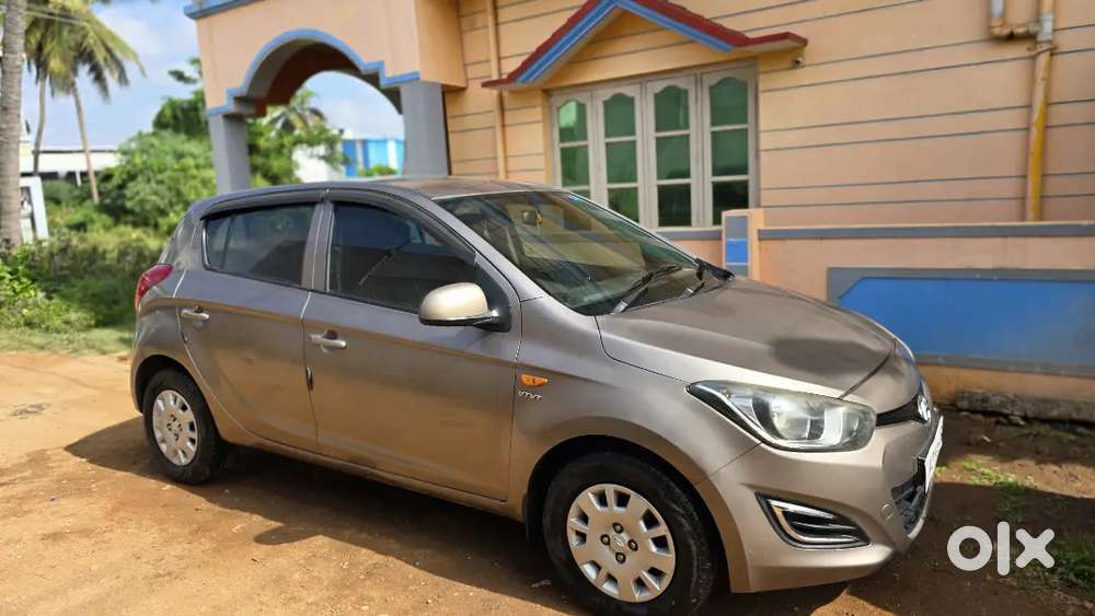 Hyundai I20 Magna Petrol 2012