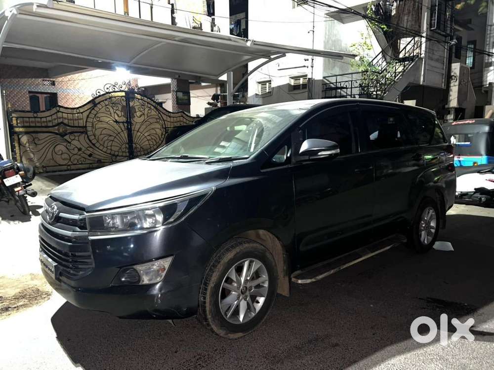 Toyota Innova Crysta 2016 Diesel Well Maintained