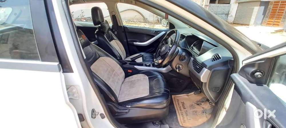 Tata Nexon 1.5 Revotorq Xm (s), 2022, Diesel