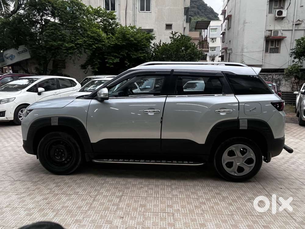 Maruti Suzuki Vitara Brezza 1.5 Vxi, 2023, Petrol