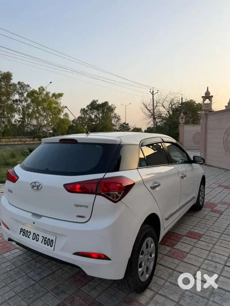 Hyundai I20 2017 Diesel 90000 Km Driven