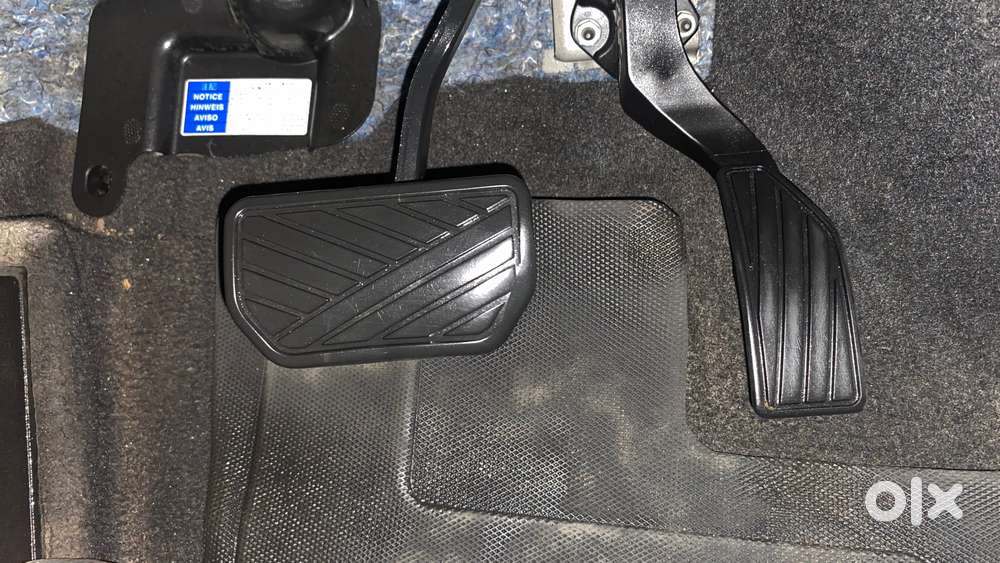 Maruti Suzuki Vitara Brezza 1.5 Vxi At, 2022, Petrol