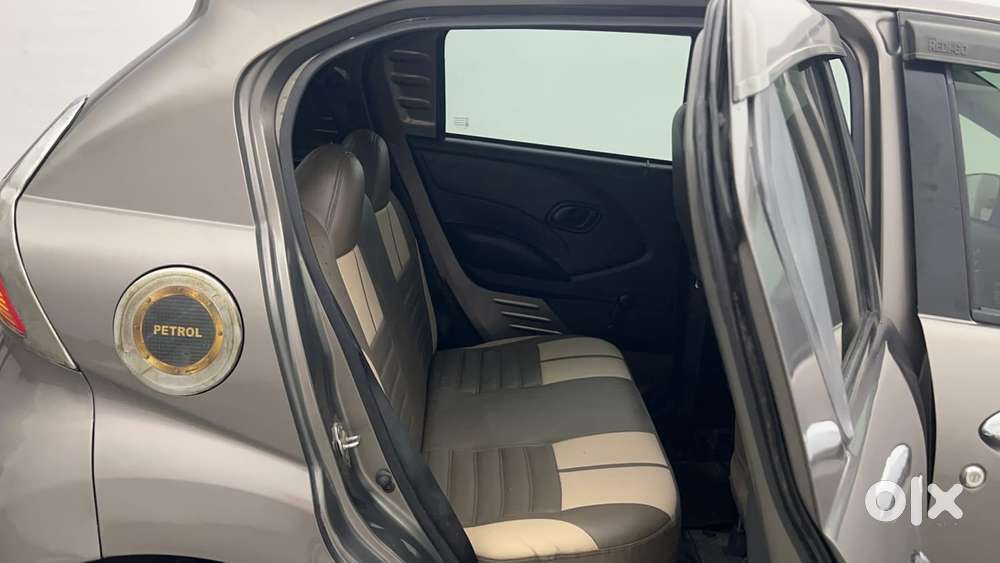Datsun Redigo T Option, 2017, Petrol