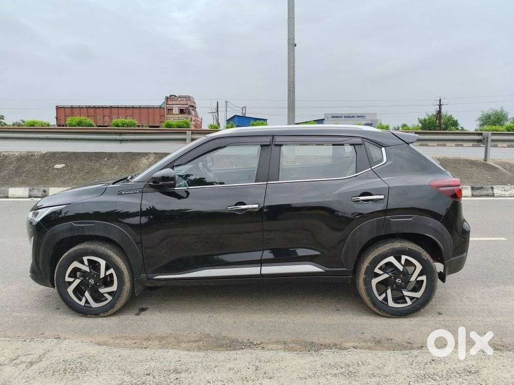 Nissan Magnite 1.0 Xv Premium, 2021, Petrol