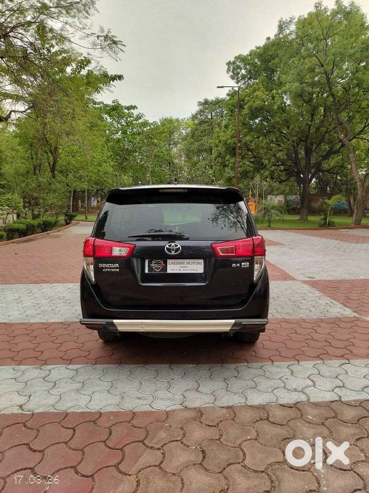 Toyota Innova Crysta 2.8z Automatic, 2022, Diesel