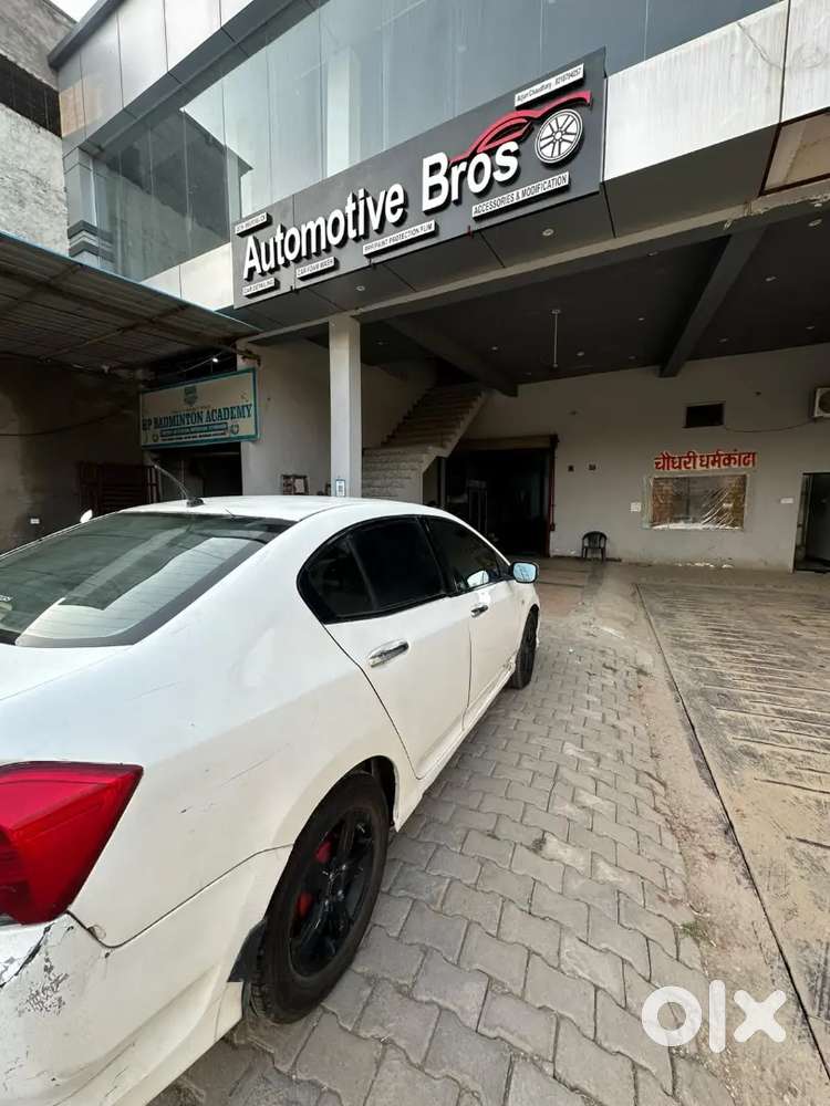 Honda City Zx 2013 Cng & Hybrids 123000 Km Driven