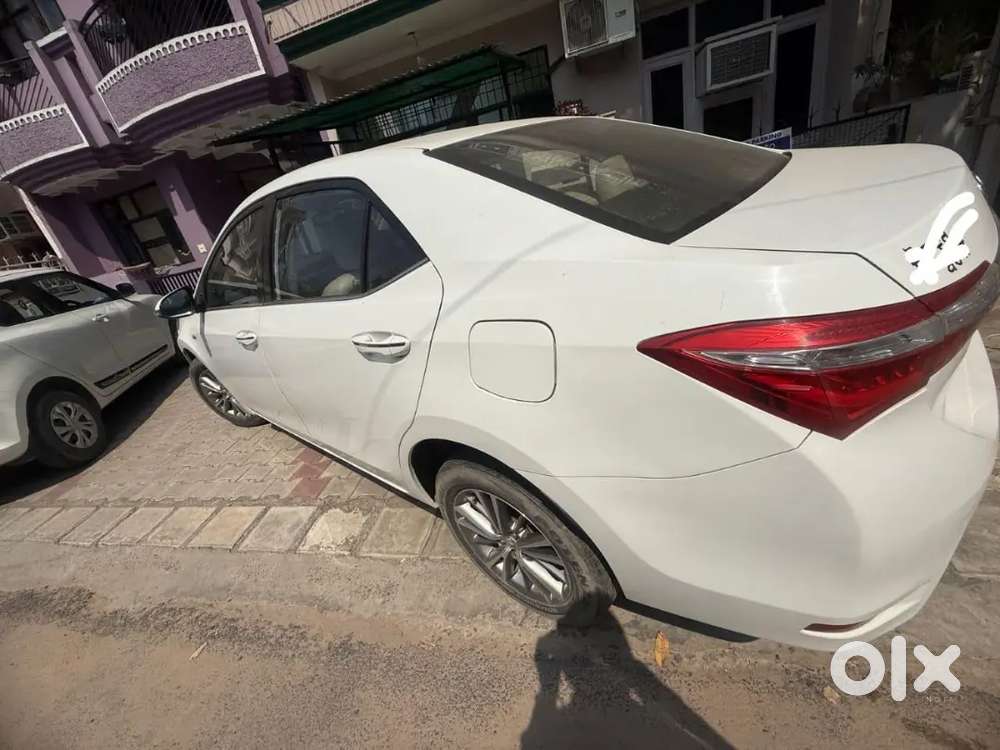 Toyota Corolla Altis 2015 Petrol Well Maintained
