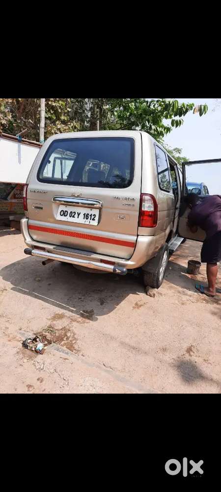 Chevrolet Tavera Neo 2015