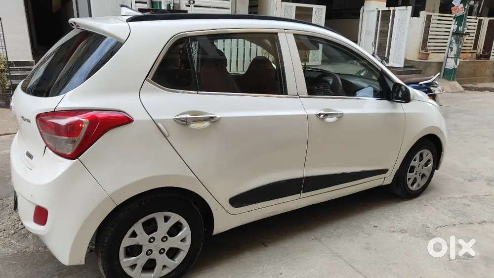 Hyundai Grand I10 Sportz 2016 Diesel